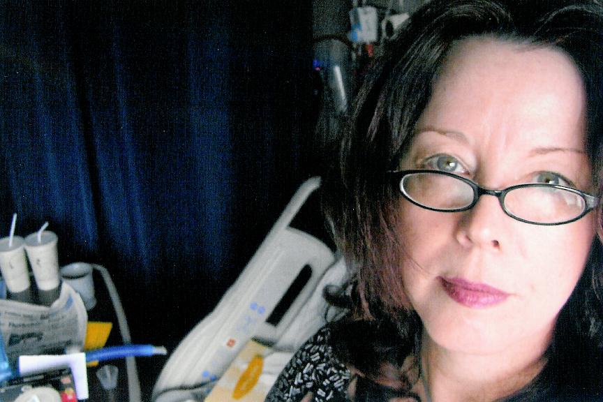 Artist Bethann Shannon preparing to go home after hysterectomy.